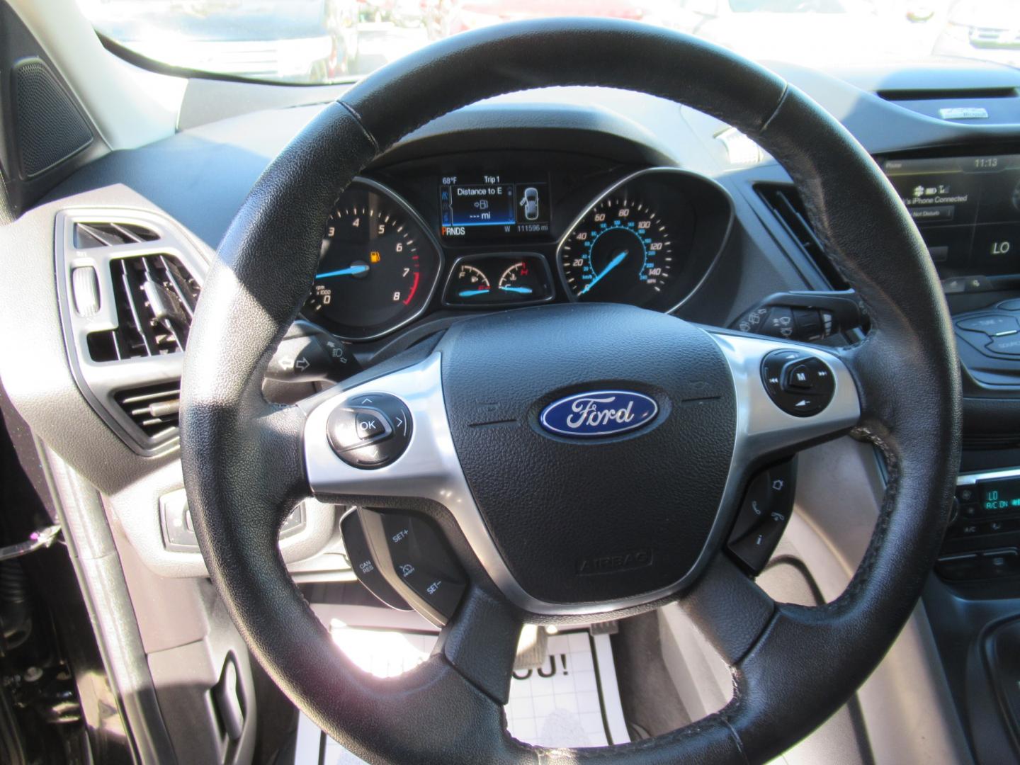 2014 Black /Black Ford Escape SE 4WD (1FMCU9GX5EU) with an 1.6L L4 DOHC 16V engine, Automatic transmission, located at 1511 North Shepherd Dr., Houston, TX, 77008, (281) 657-1221, 29.798361, -95.412560 - 2014 FORD ESCAPE SE VIN: 1FMCU9GX5EUC37295 1 F M C U 9 G X 5 E U C 3 7 2 9 5 4 DOOR WAGON/SPORT UTILITY 1.6L I4 F DOHC 16V GASOLINE FRONT WHEEL DRIVE W/ 4X4 - Photo#6